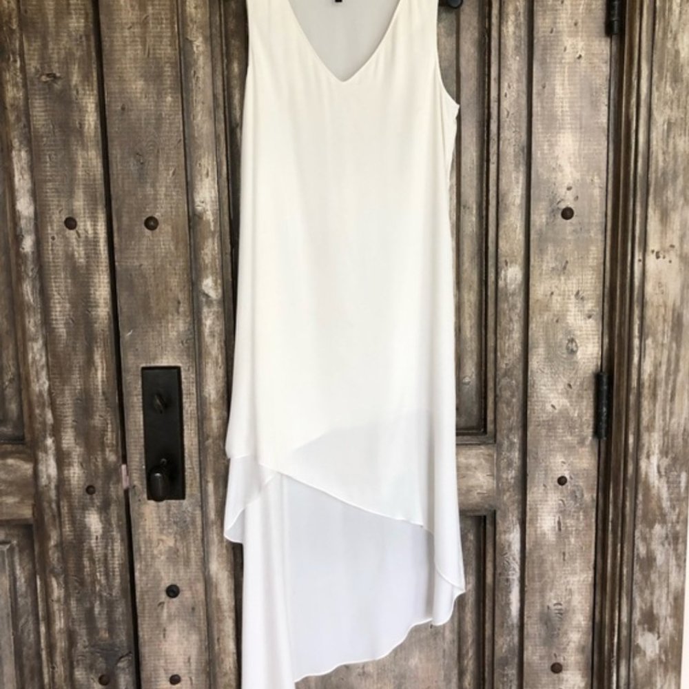 BCBGMaxAzria High Low White V-Neck Avery Dress